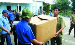 Những người lính biên phòng gắn bó với nhân dân đảo Thạnh An